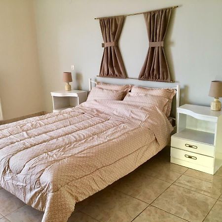 Luxury House In Nafplio With A Great View Balcony Apartment Bagian luar foto