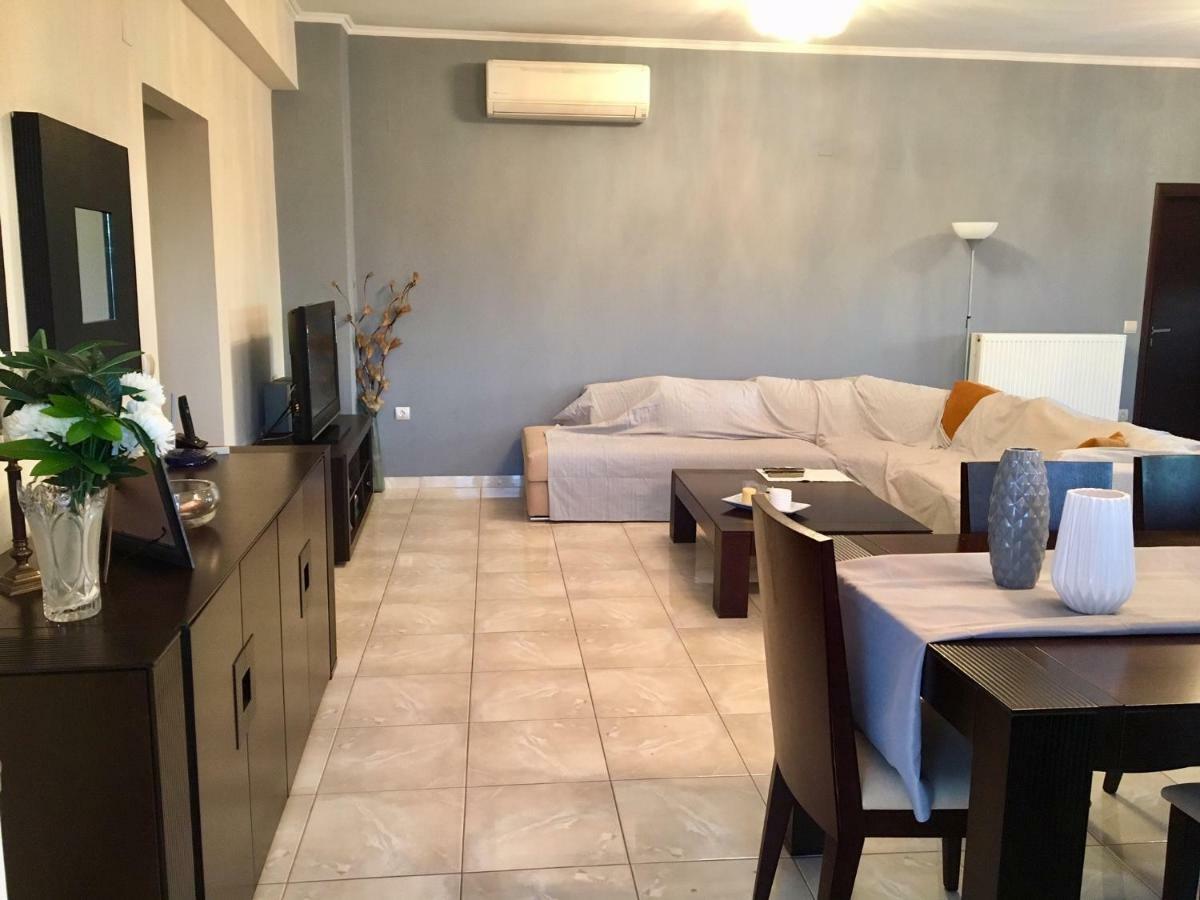 Luxury House In Nafplio With A Great View Balcony Apartment Bagian luar foto