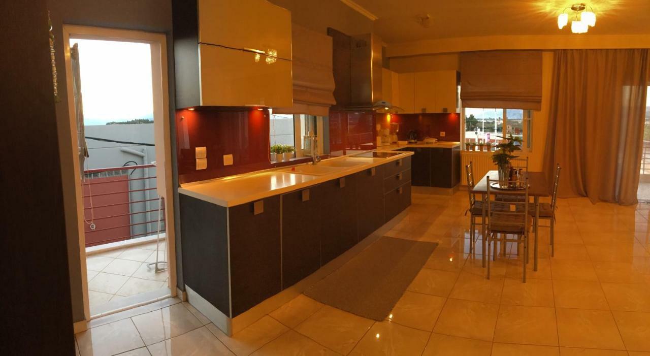 Luxury House In Nafplio With A Great View Balcony Apartment Bagian luar foto