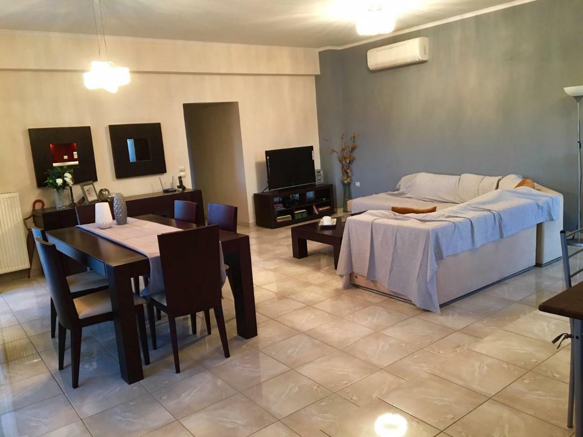 Luxury House In Nafplio With A Great View Balcony Apartment Bagian luar foto