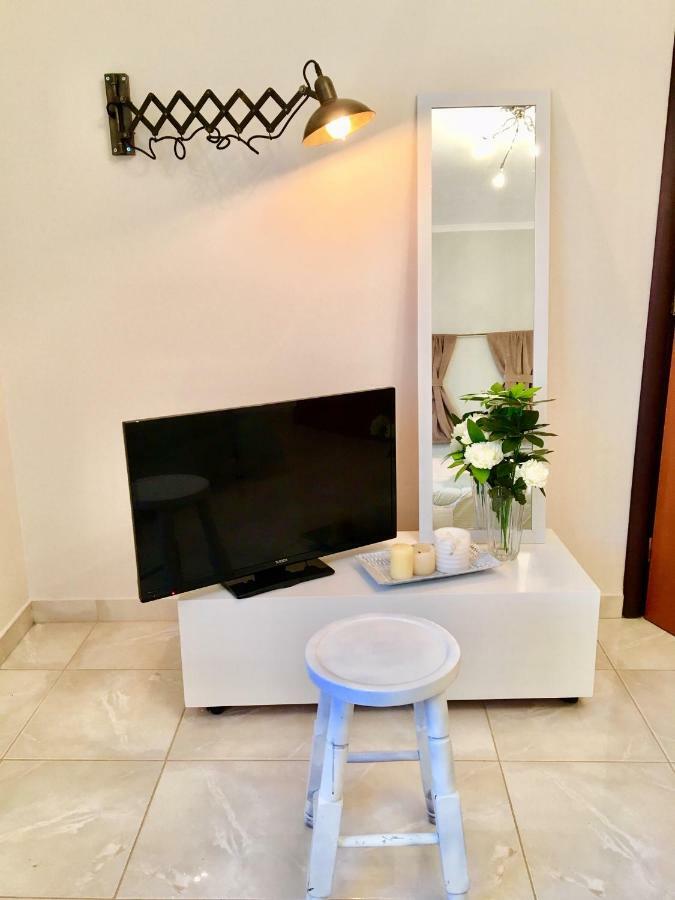Luxury House In Nafplio With A Great View Balcony Apartment Bagian luar foto